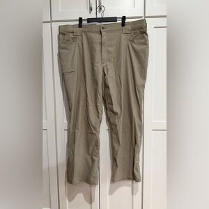 Duluth Trading Co. Flex Dry on the Fly Cargo Pants 44/30. Smoky Tan